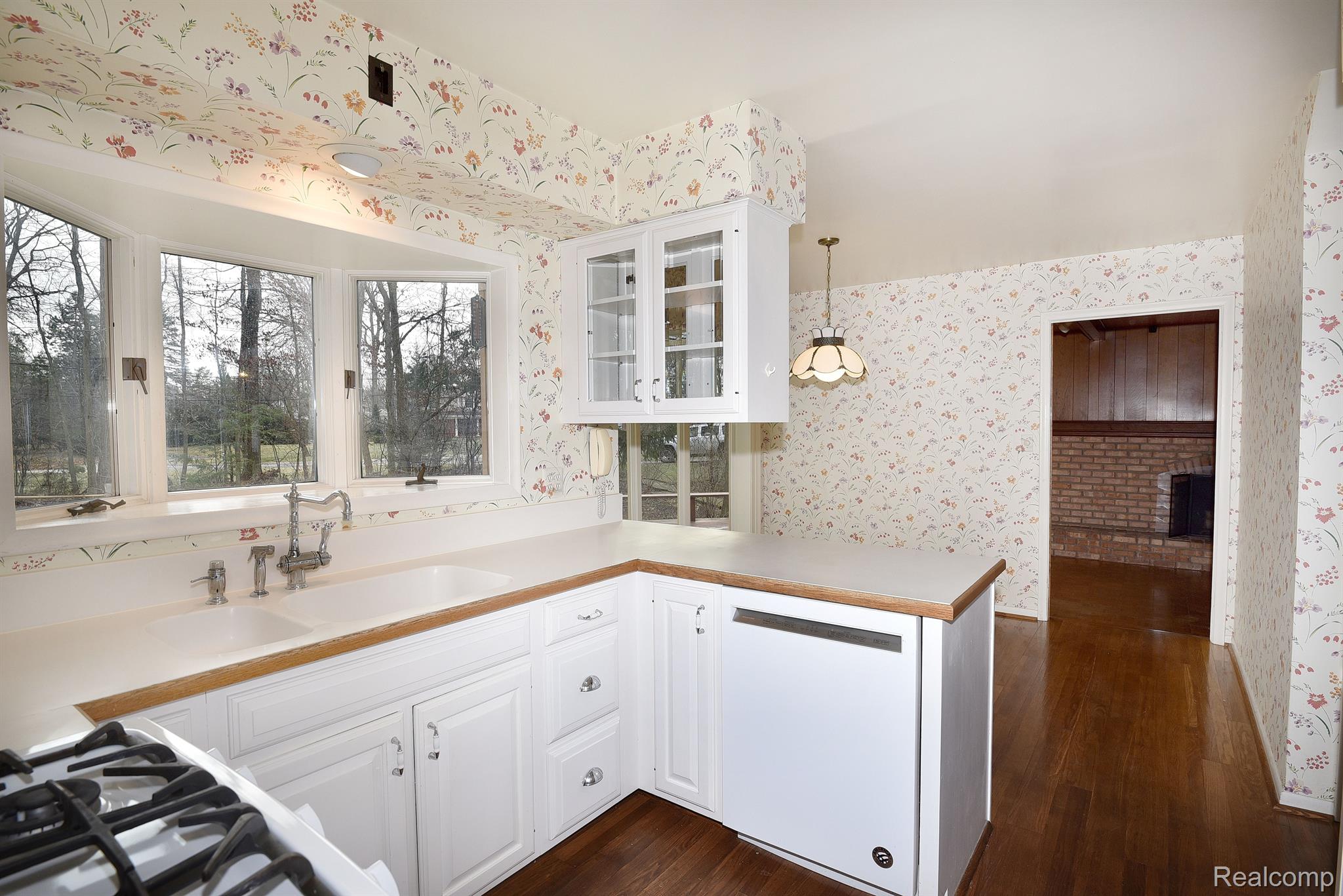 3130 CASWELL DR