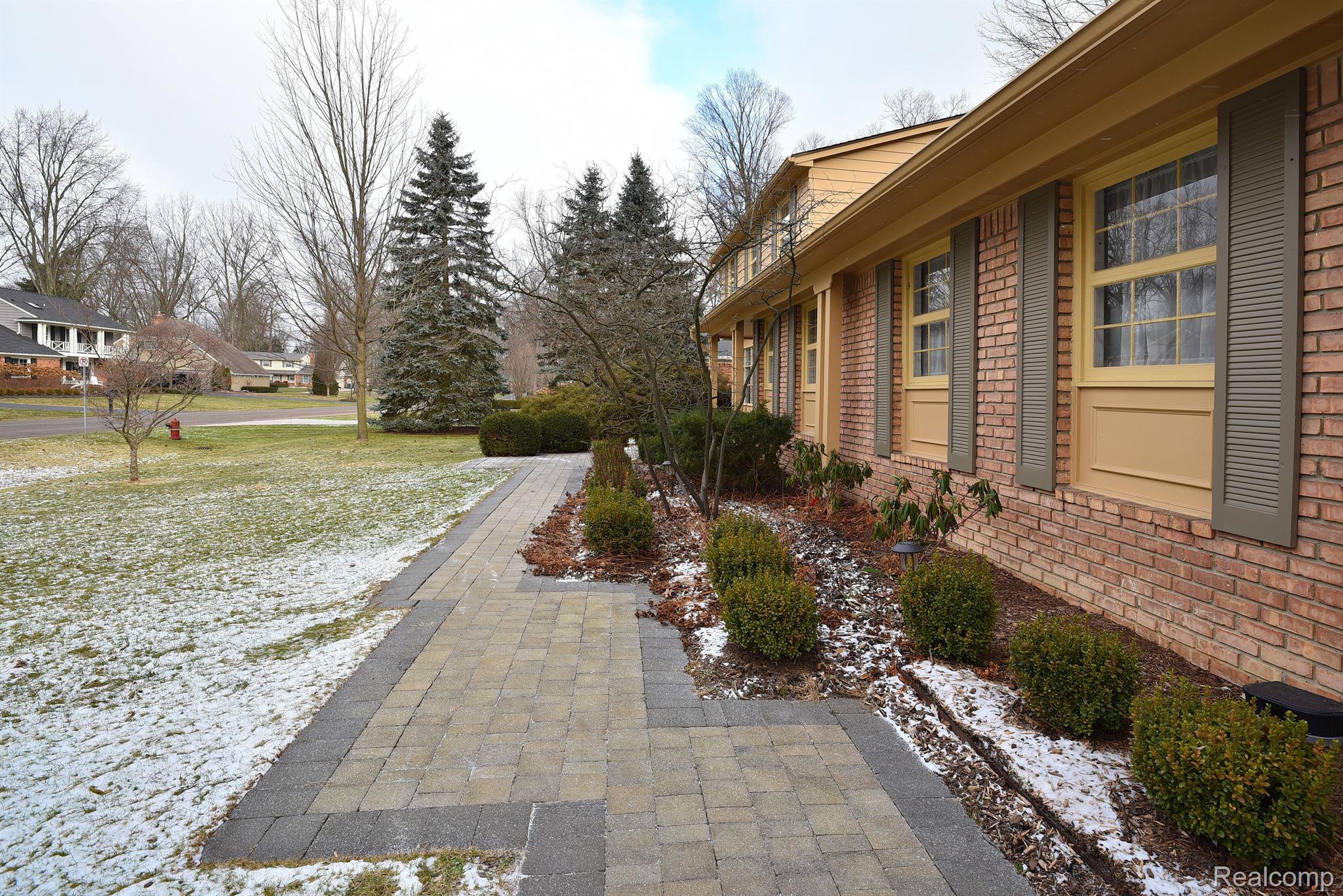 3130 CASWELL DR