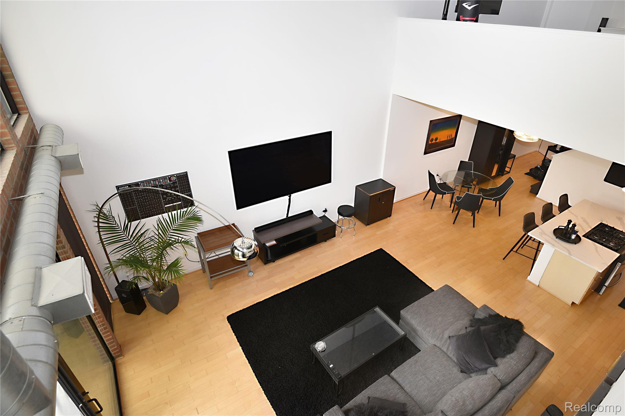 610 S TROY Street Unit: 202