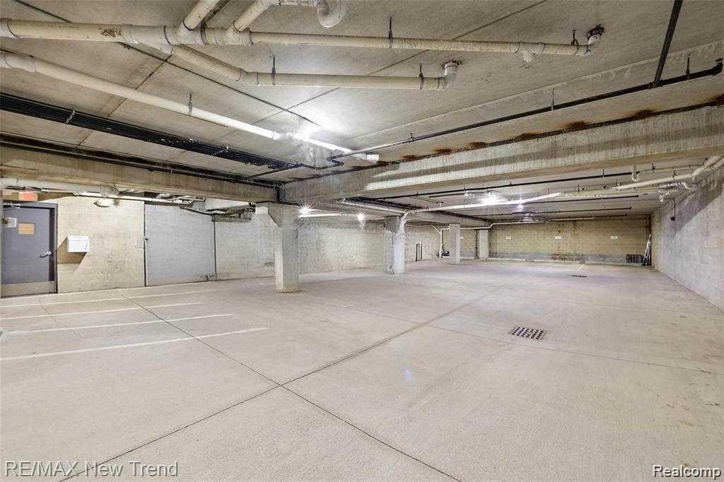 610 S TROY Street Unit: 202