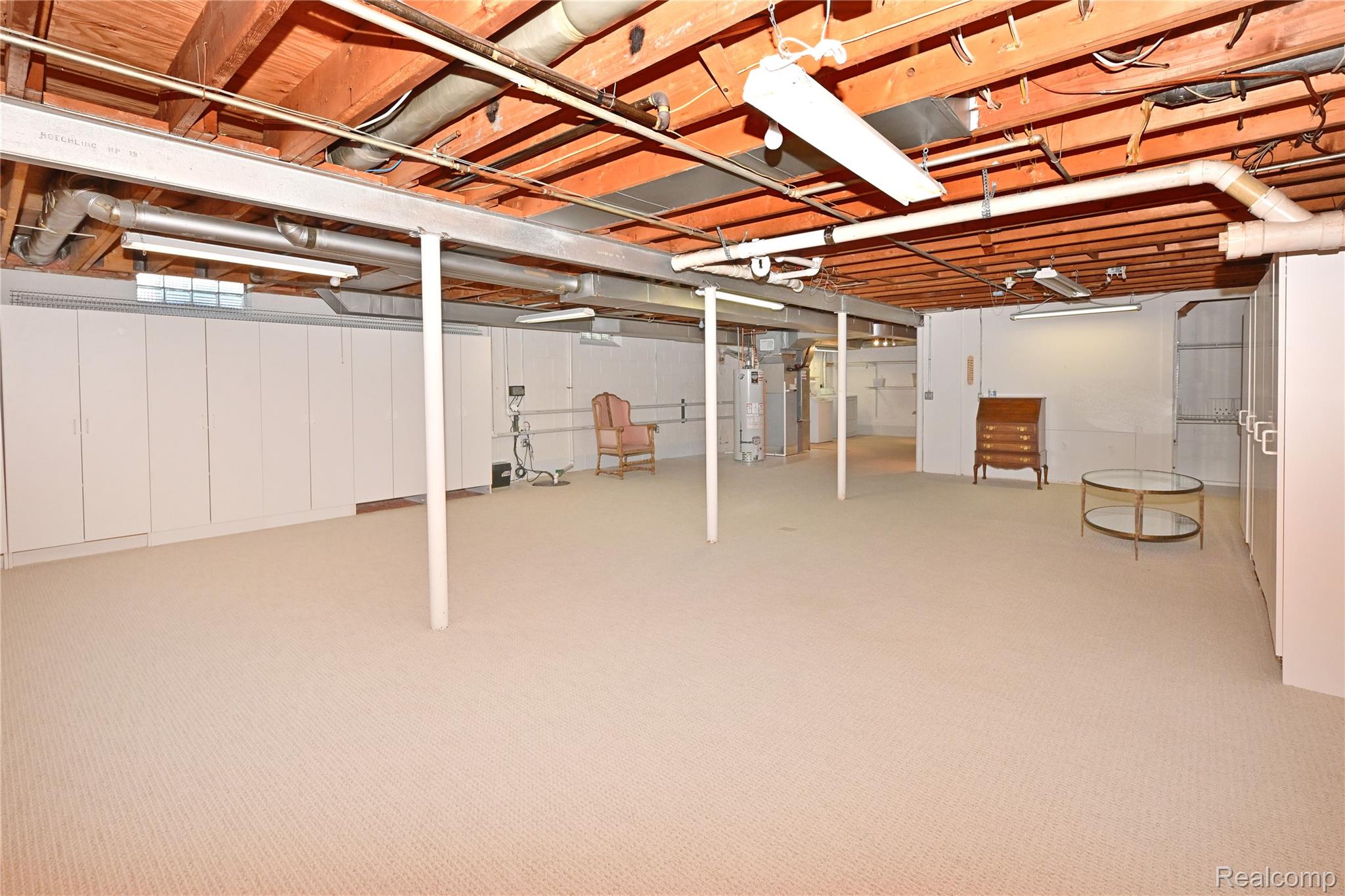 131 E Long Lake Road Unit: 4