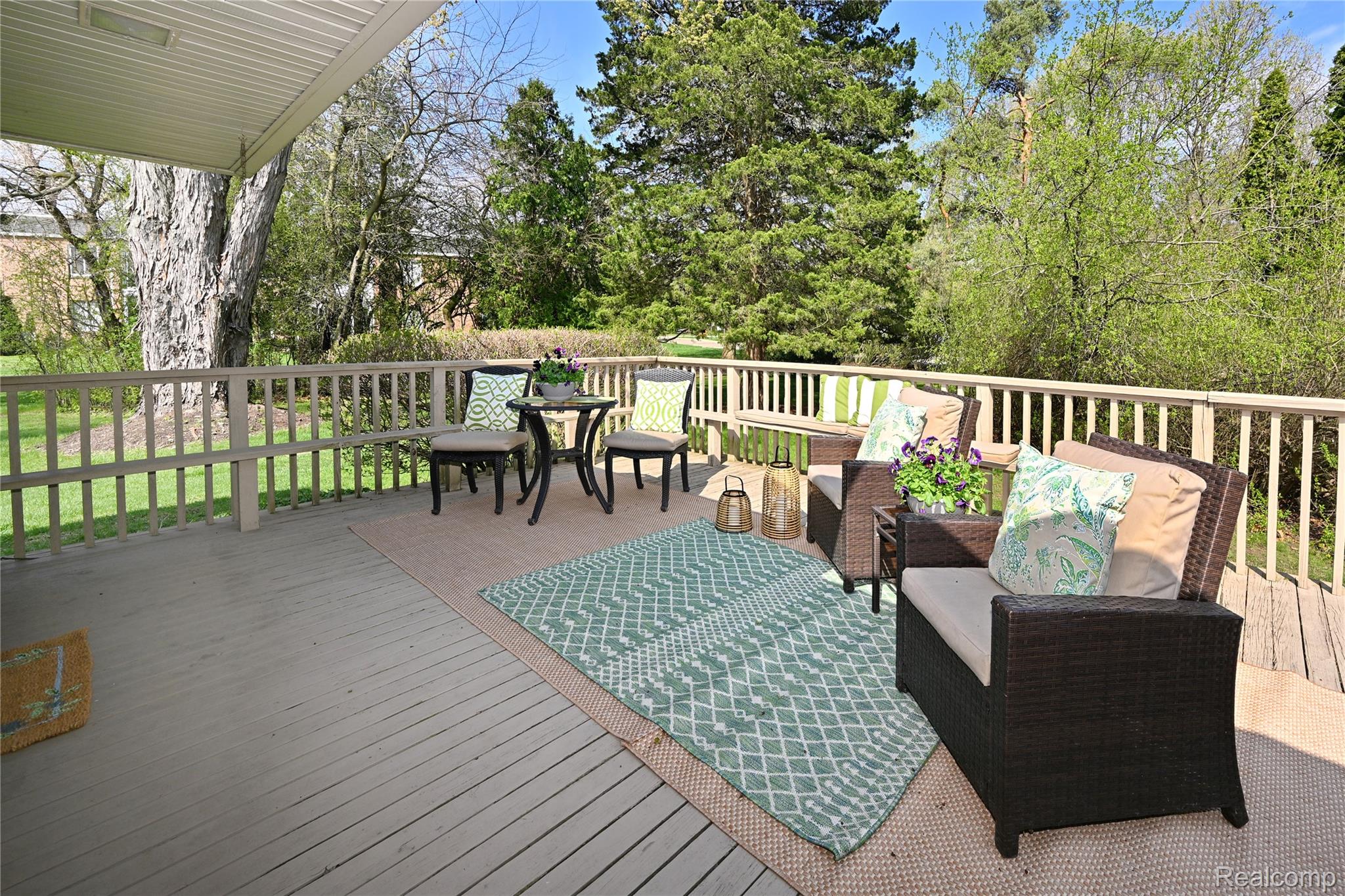 131 E Long Lake Road Unit: 4