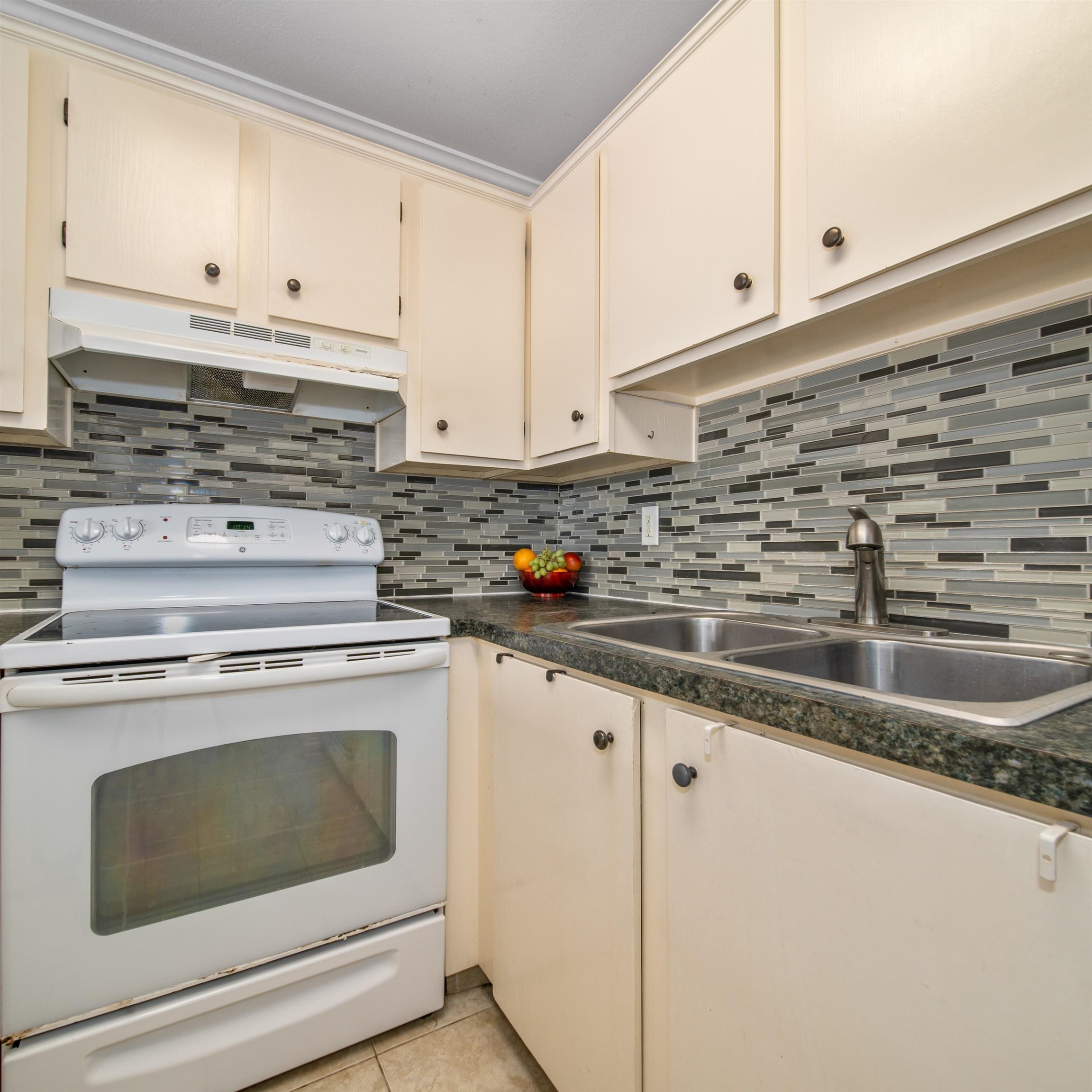 3740 Lower Honoapiilani Rd Unit: A301