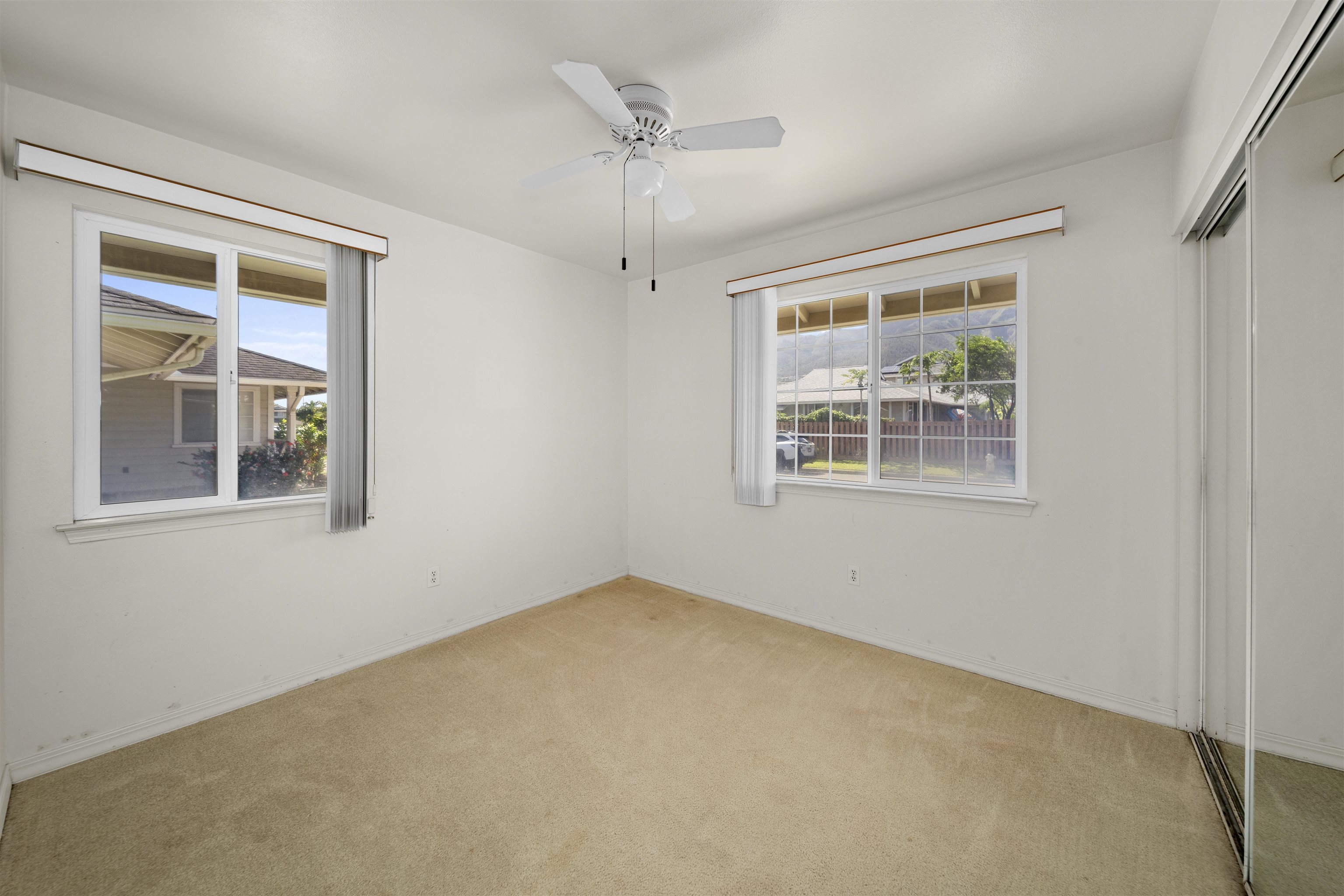 171 Poniu Cir