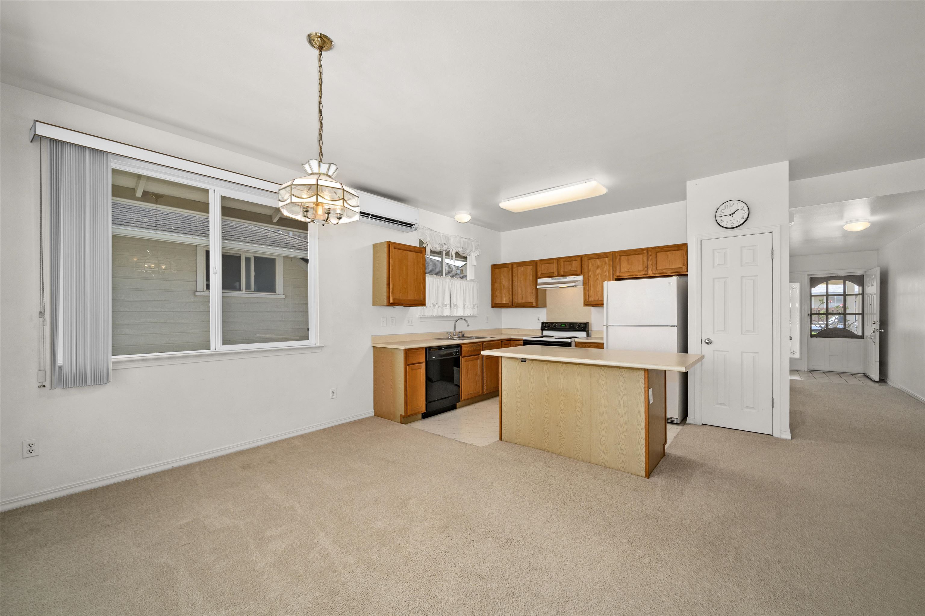 171 Poniu Cir