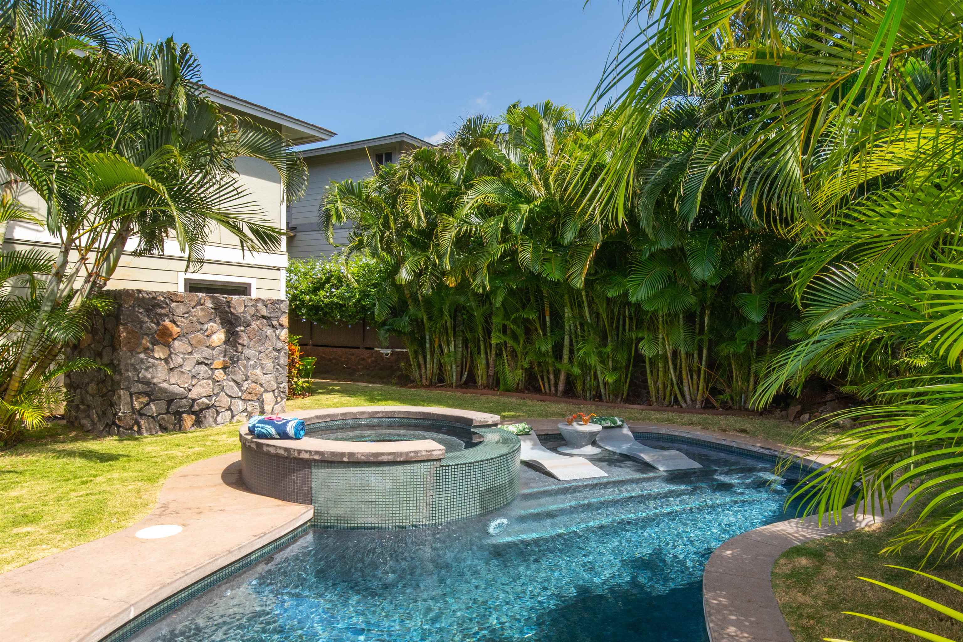 114 Kahana Nui Rd