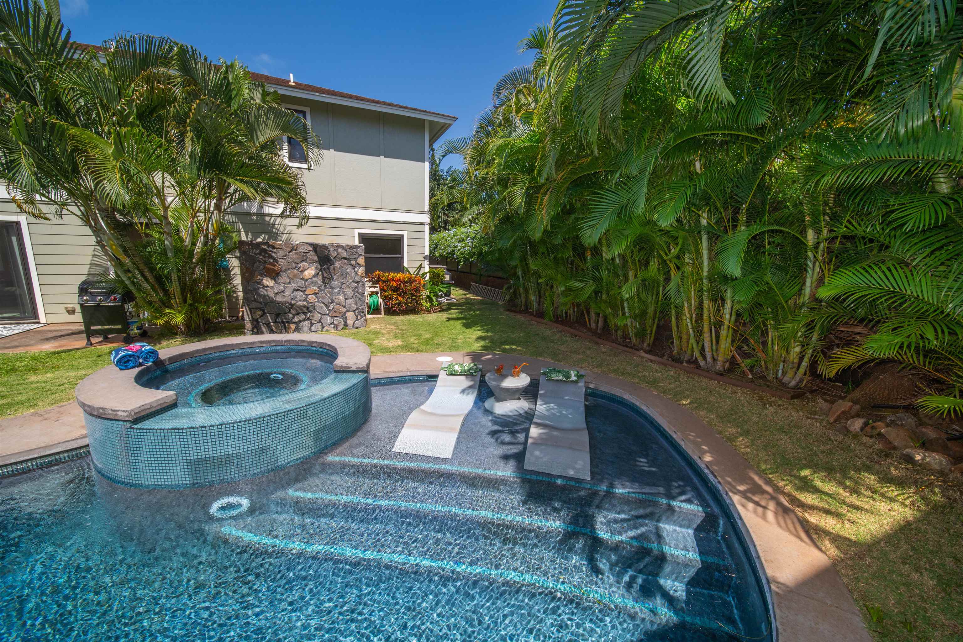 114 Kahana Nui Rd