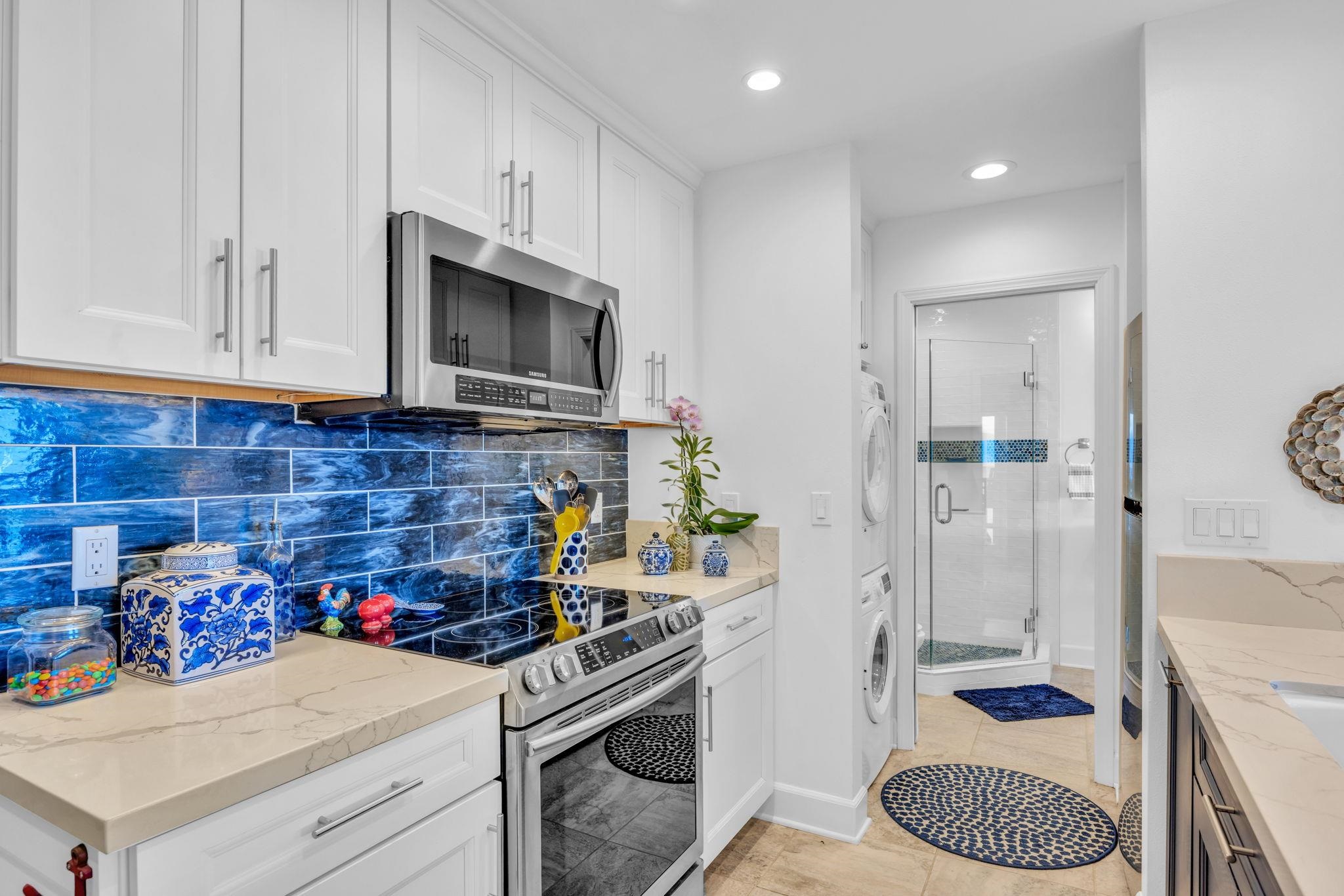 4435 Lower Honoapiilani Rd Unit: 203