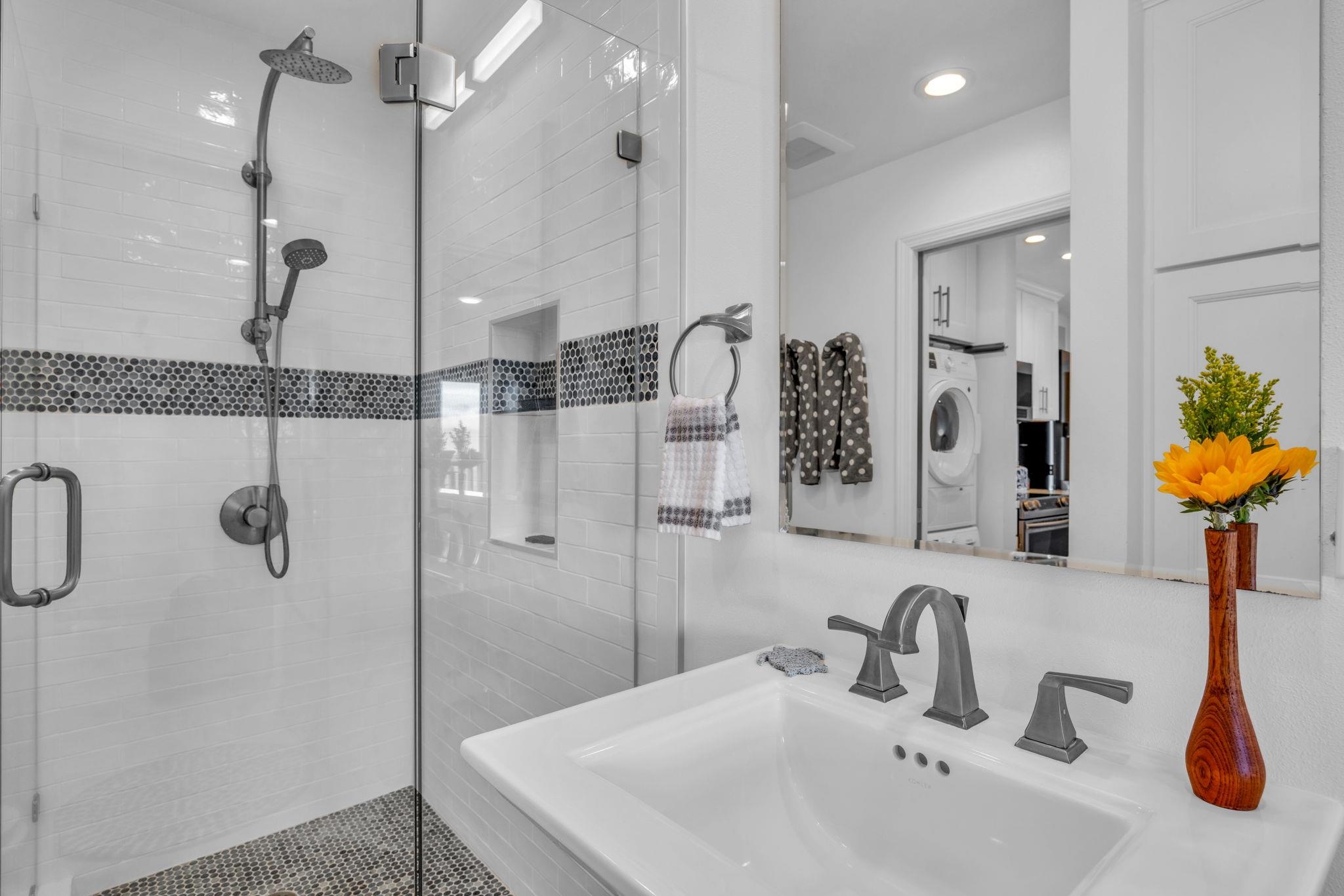4435 Lower Honoapiilani Rd Unit: 203