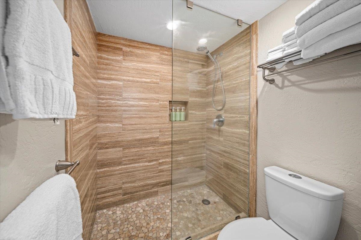 3543 Lower Honoapiilani Rd Unit: J302