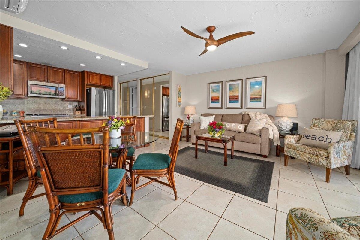 3543 Lower Honoapiilani Rd Unit: J302