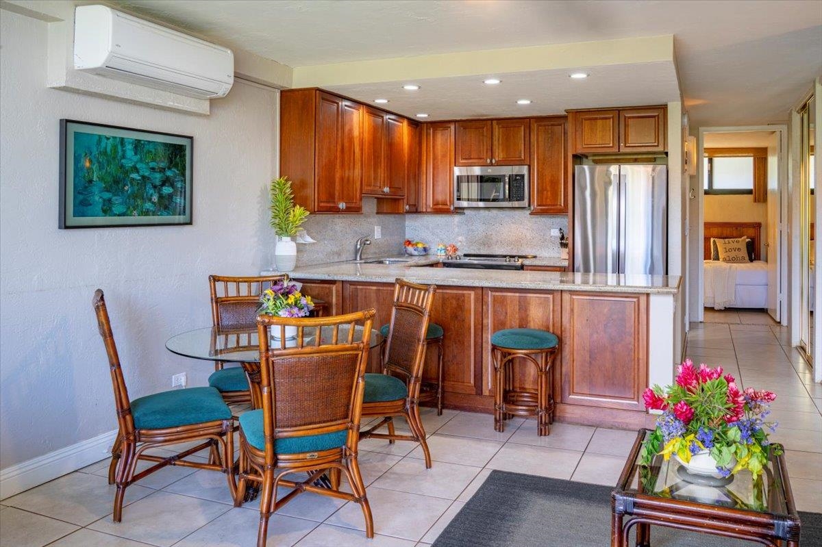 3543 Lower Honoapiilani Rd Unit: J302