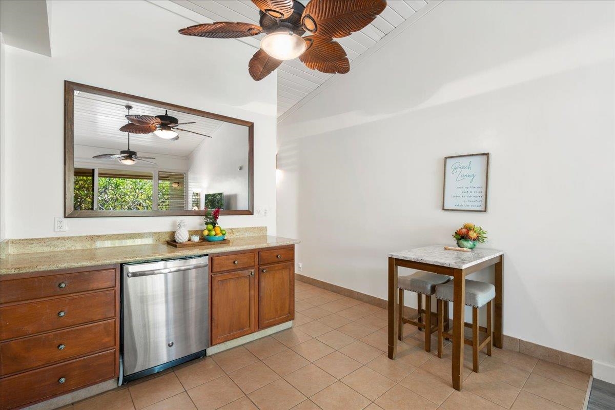 5315 Lower Honoapiilani Rd Unit: D232