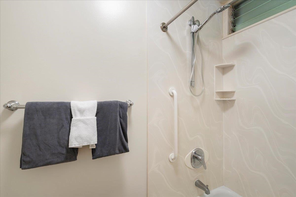5315 Lower Honoapiilani Rd Unit: D232