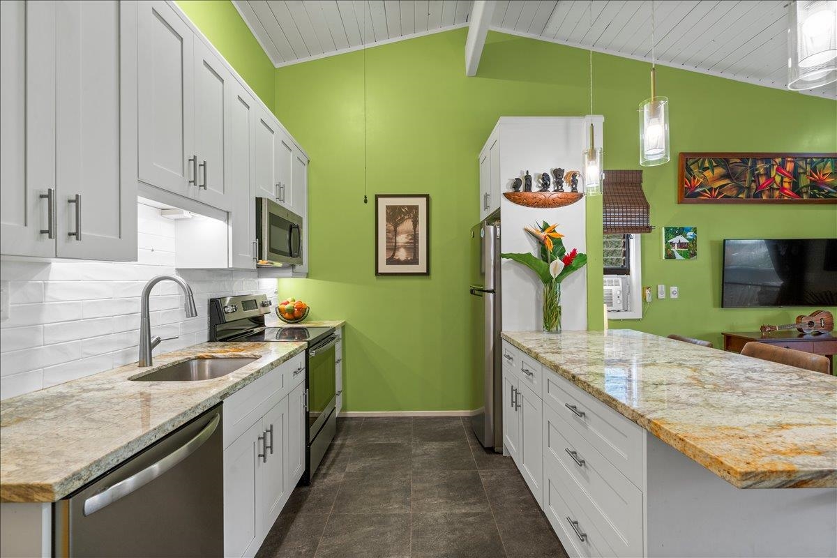 4440 Lower Honoapiilani Rd Unit: 237