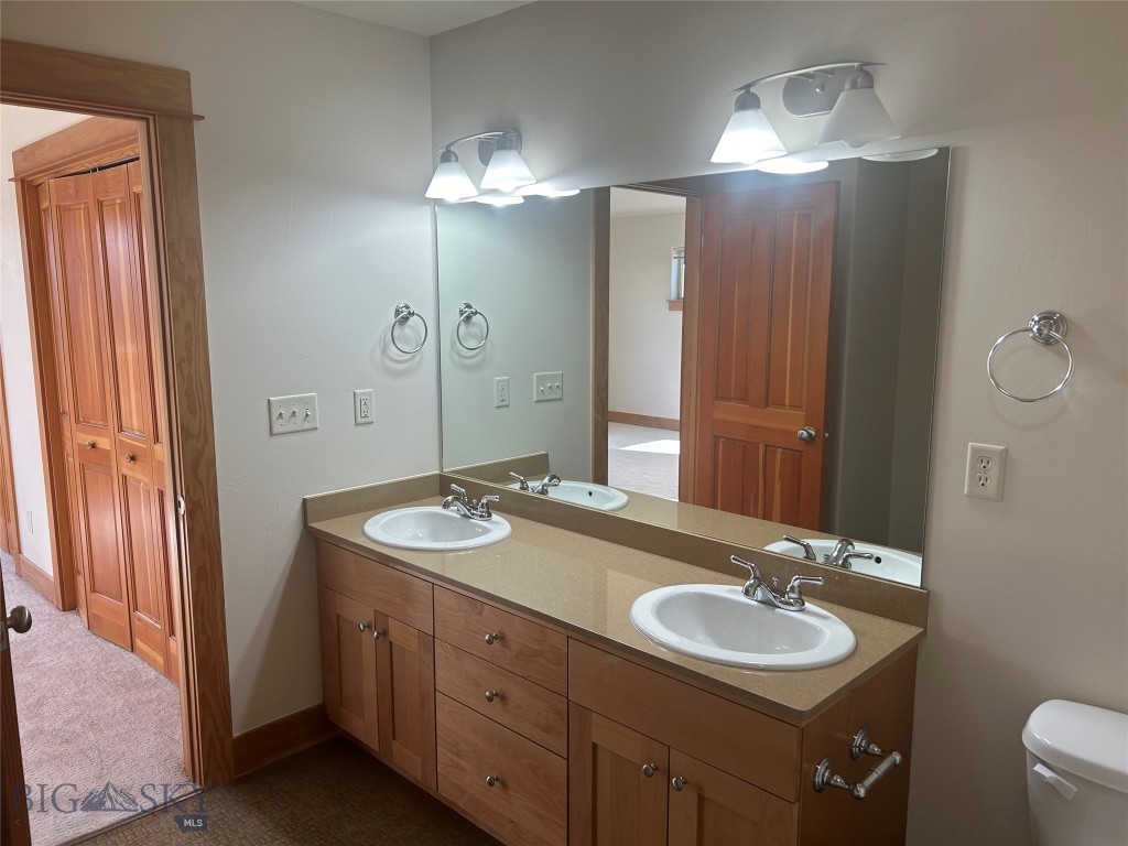 156 N Hanley Avenue A