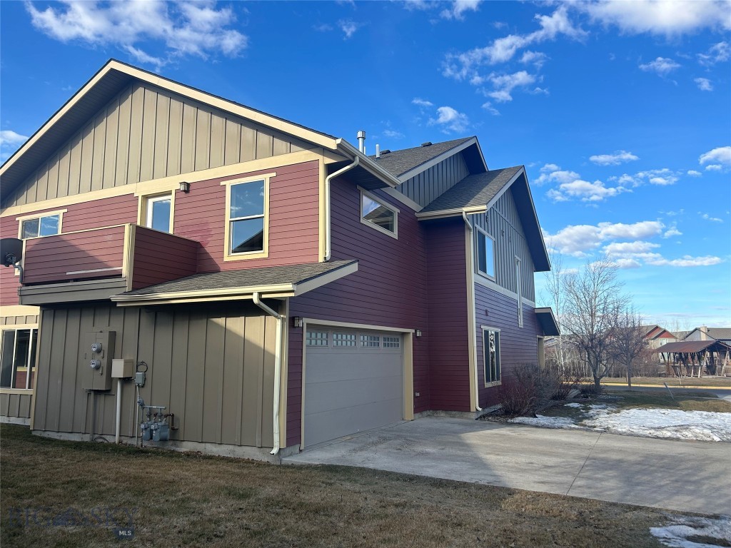 156 N Hanley Avenue A