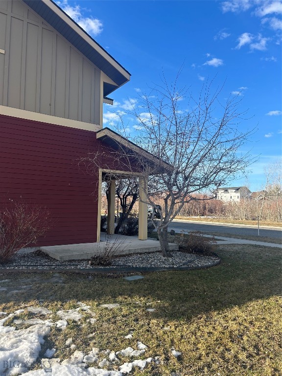 156 N Hanley Avenue A