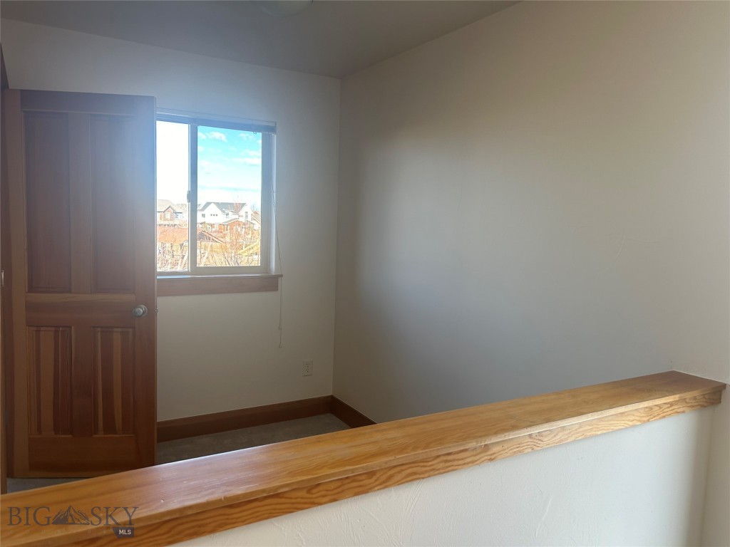 156 N Hanley Avenue A