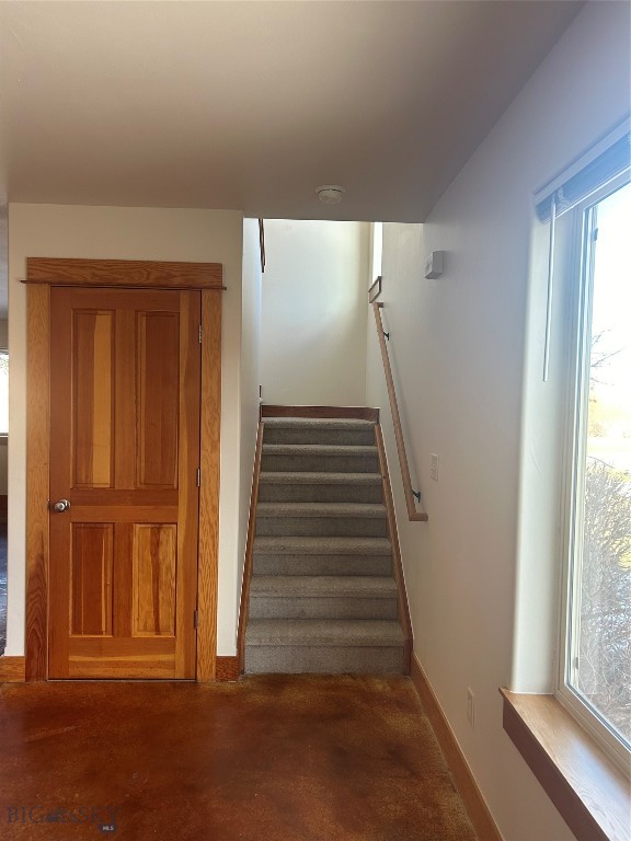 156 N Hanley Avenue A