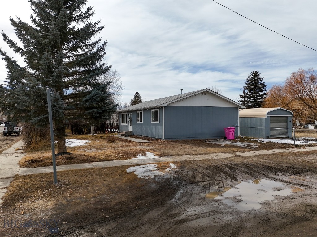 206 W Front Street