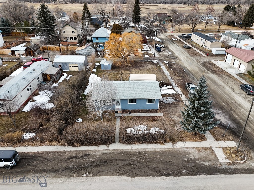 206 W Front Street