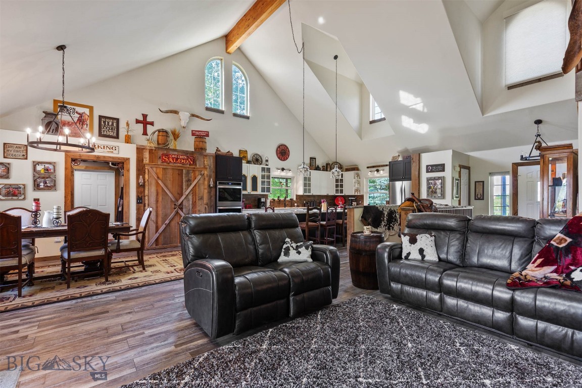4752 Eden Road