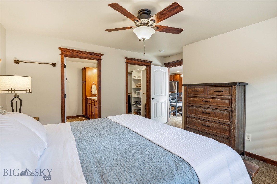 1007 Cottonwood Road