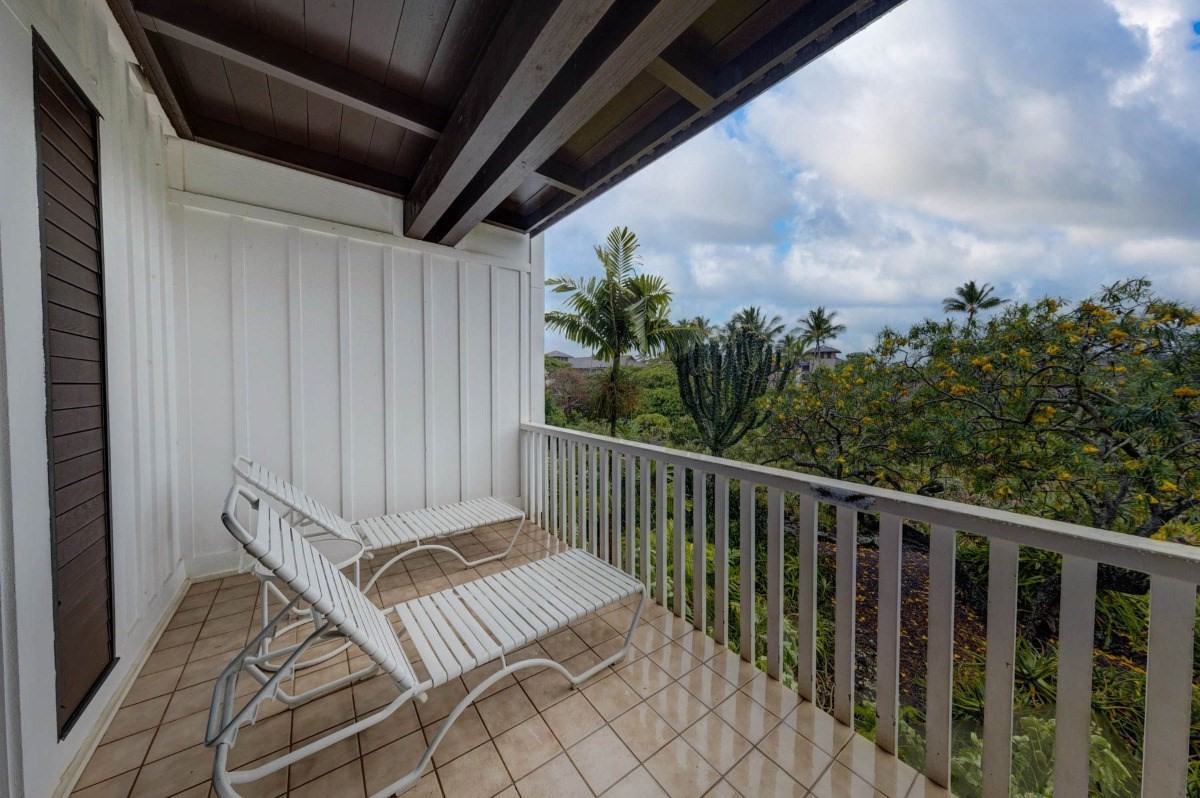 2253 POIPU RD 304