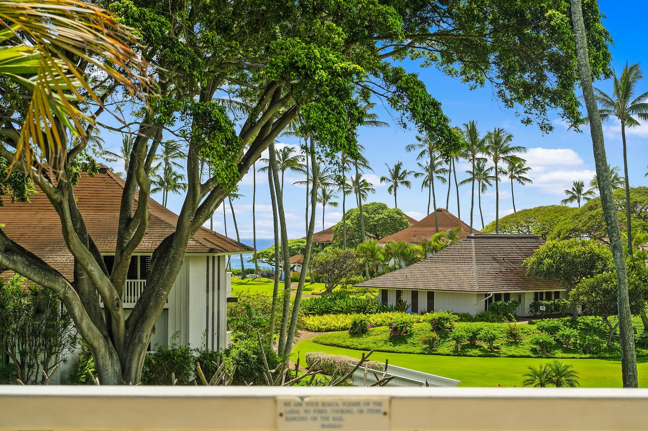 2253 POIPU RD 67
