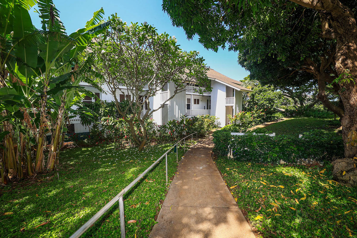 2253 POIPU RD 230