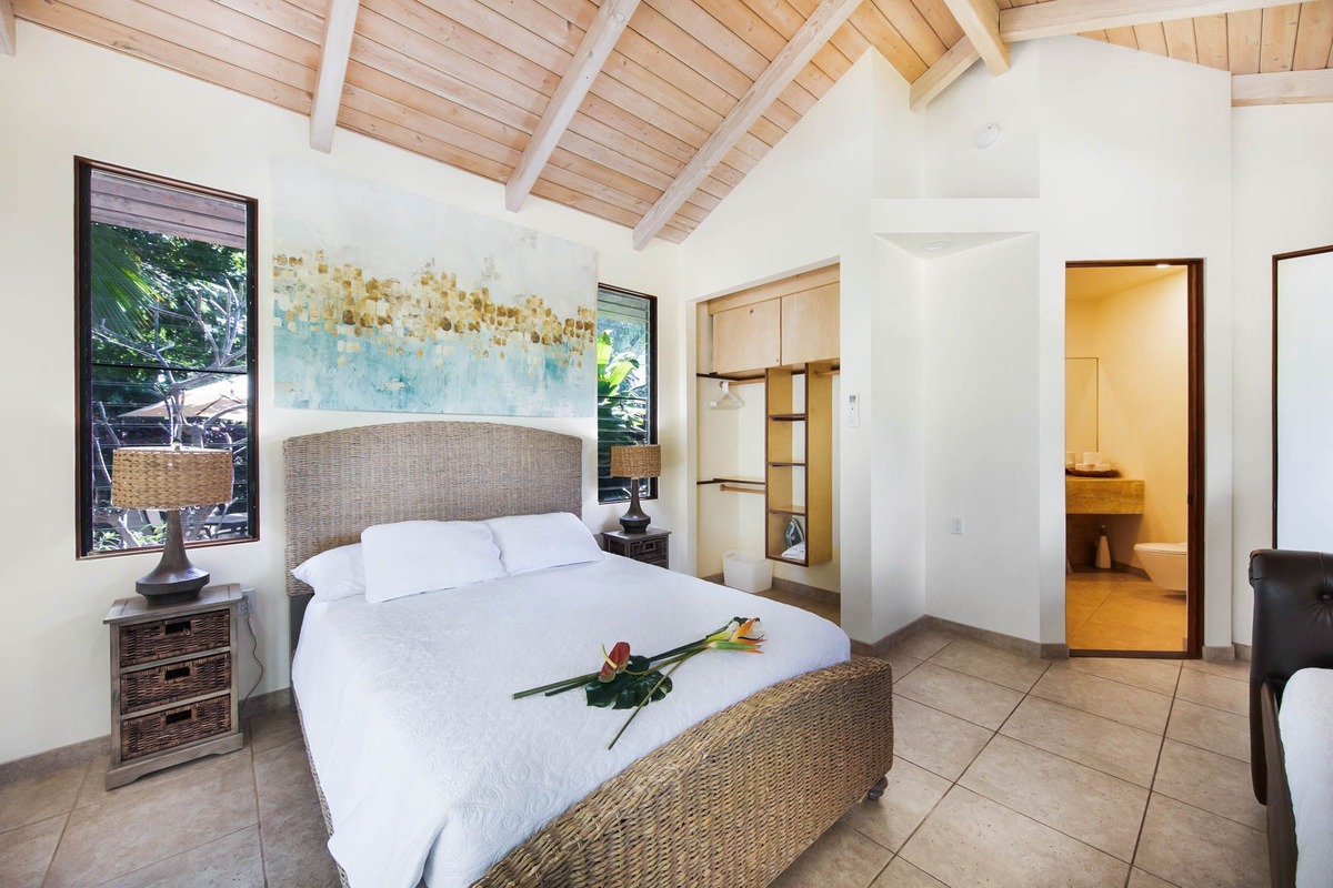 2661 HALALU ST 2