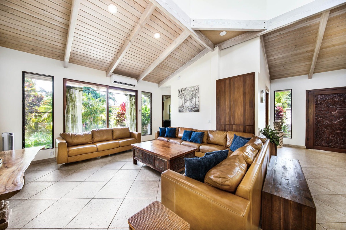 2661 HALALU ST 2