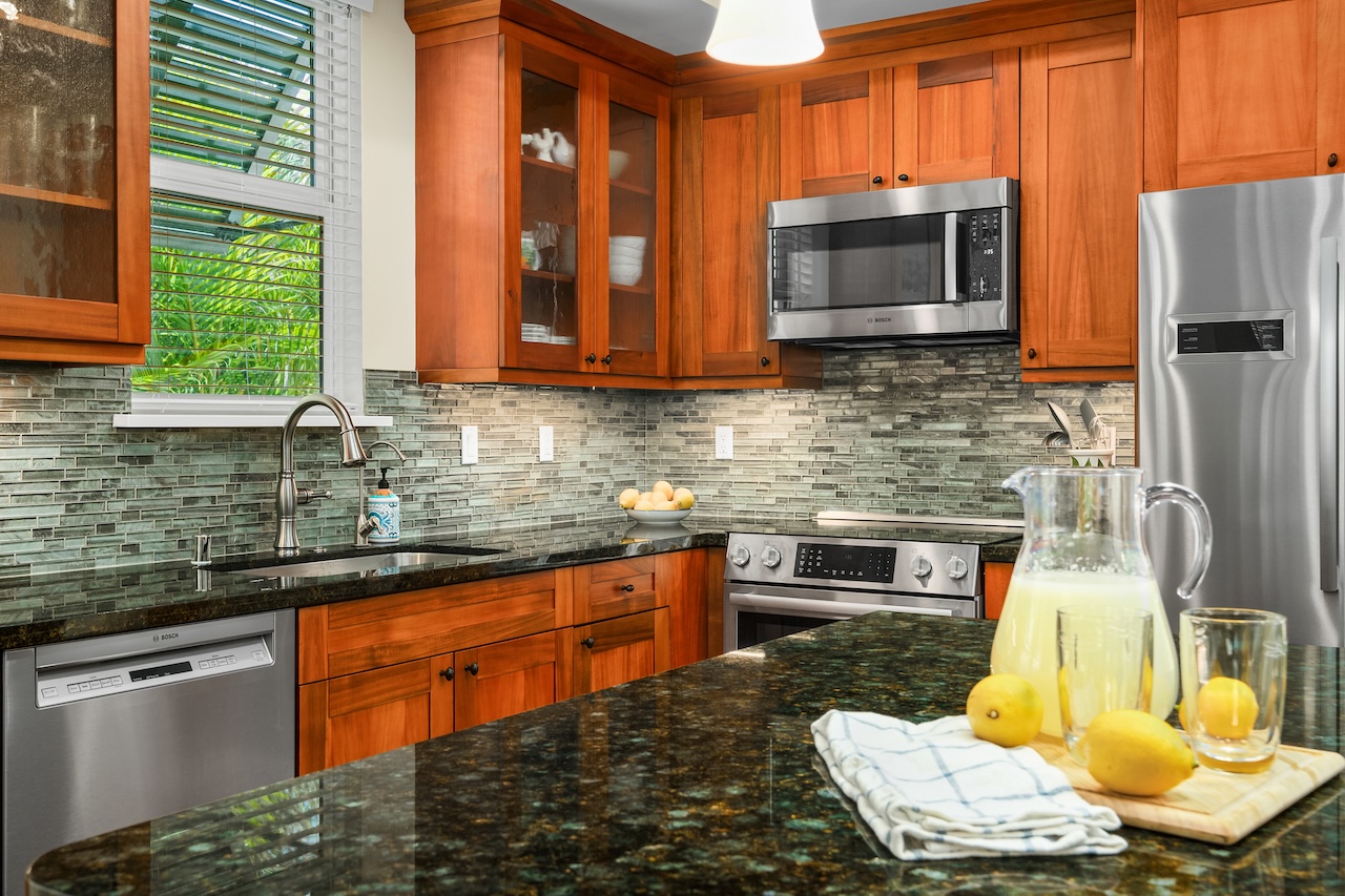 2611 KIAHUNA PLANTATION DR 4K