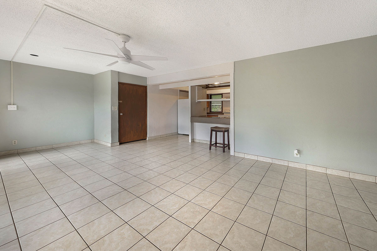 4701 KAWAIHAU RD A101