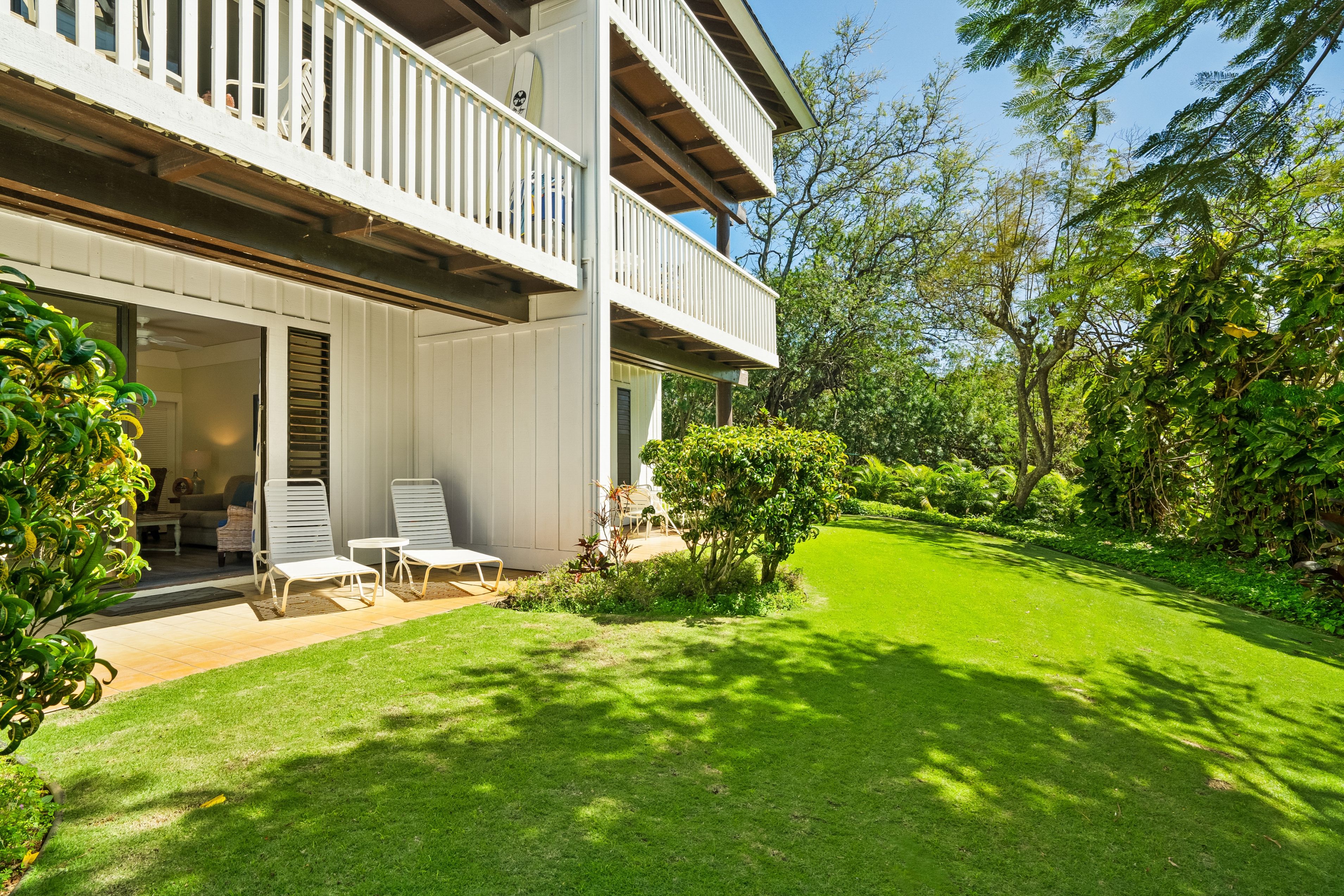 2253 POIPU RD 402