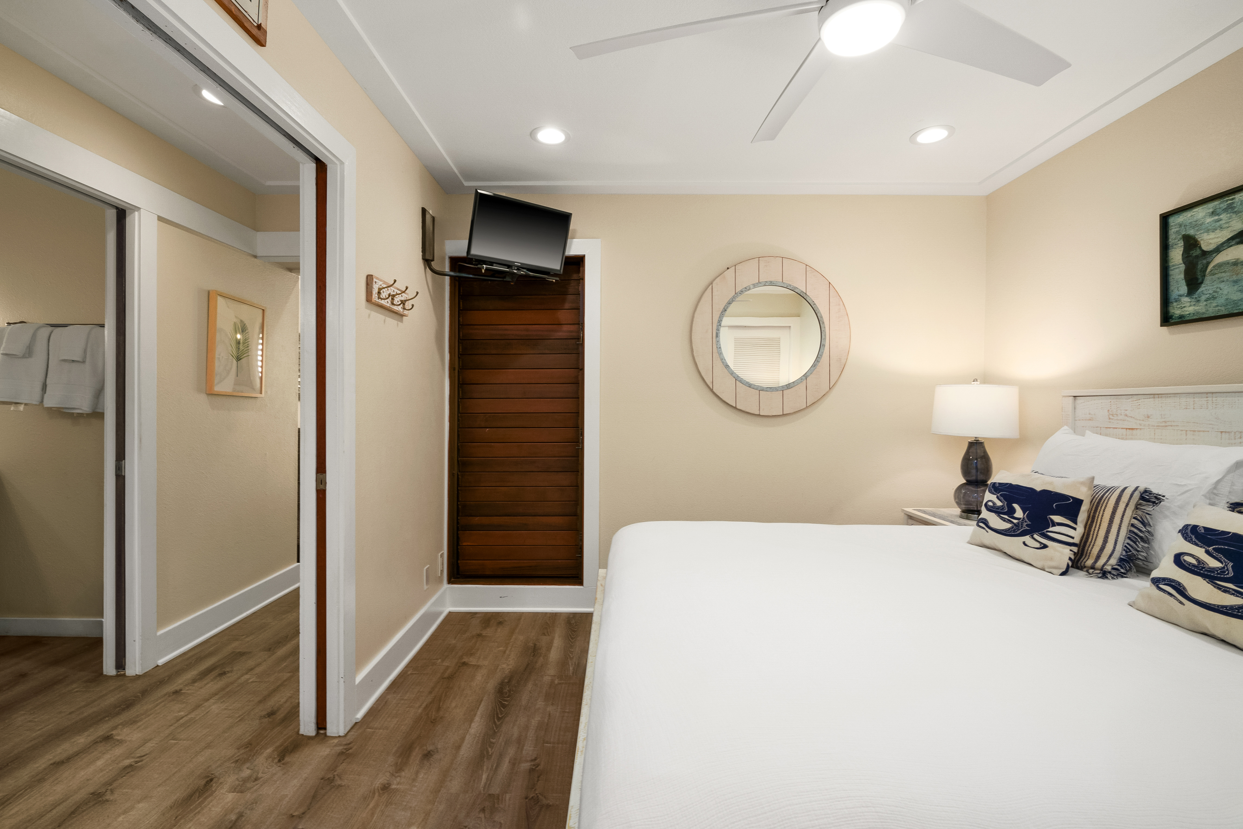 2253 POIPU RD 402