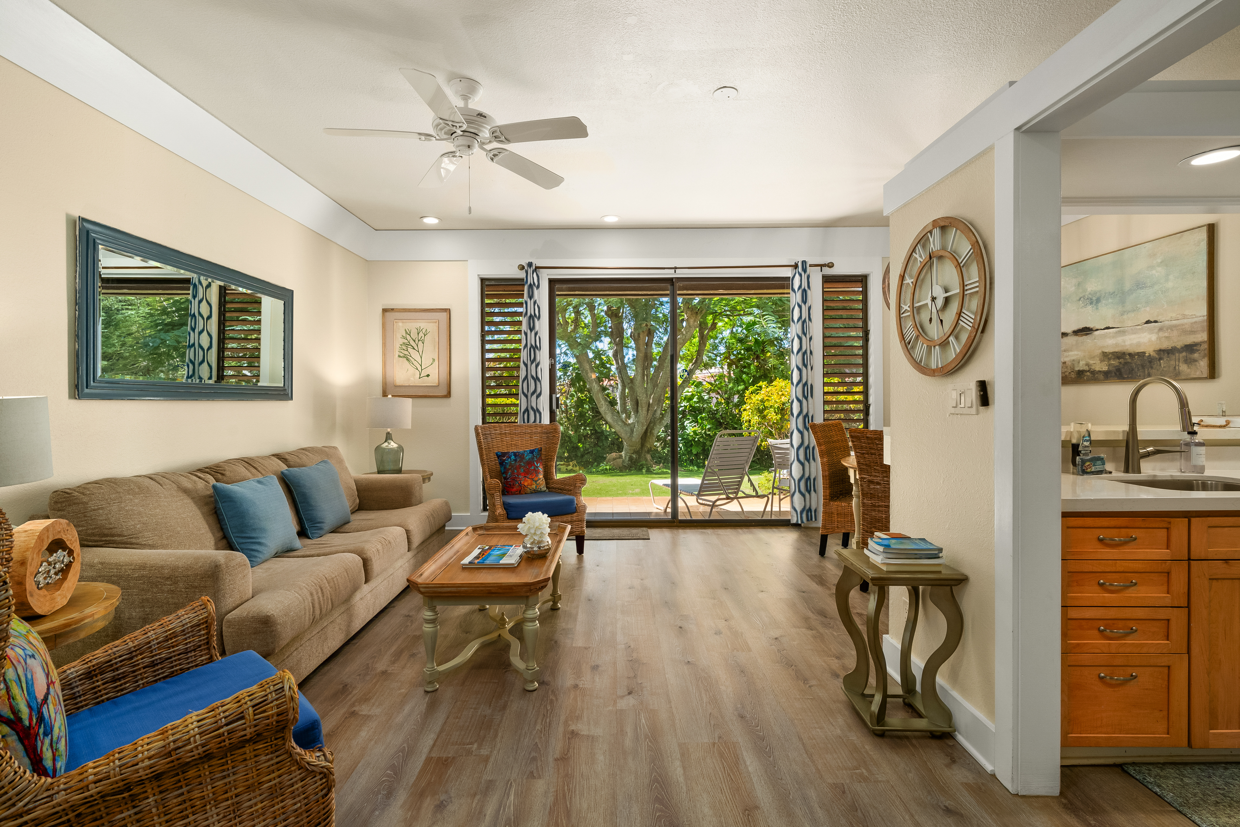 2253 POIPU RD 402