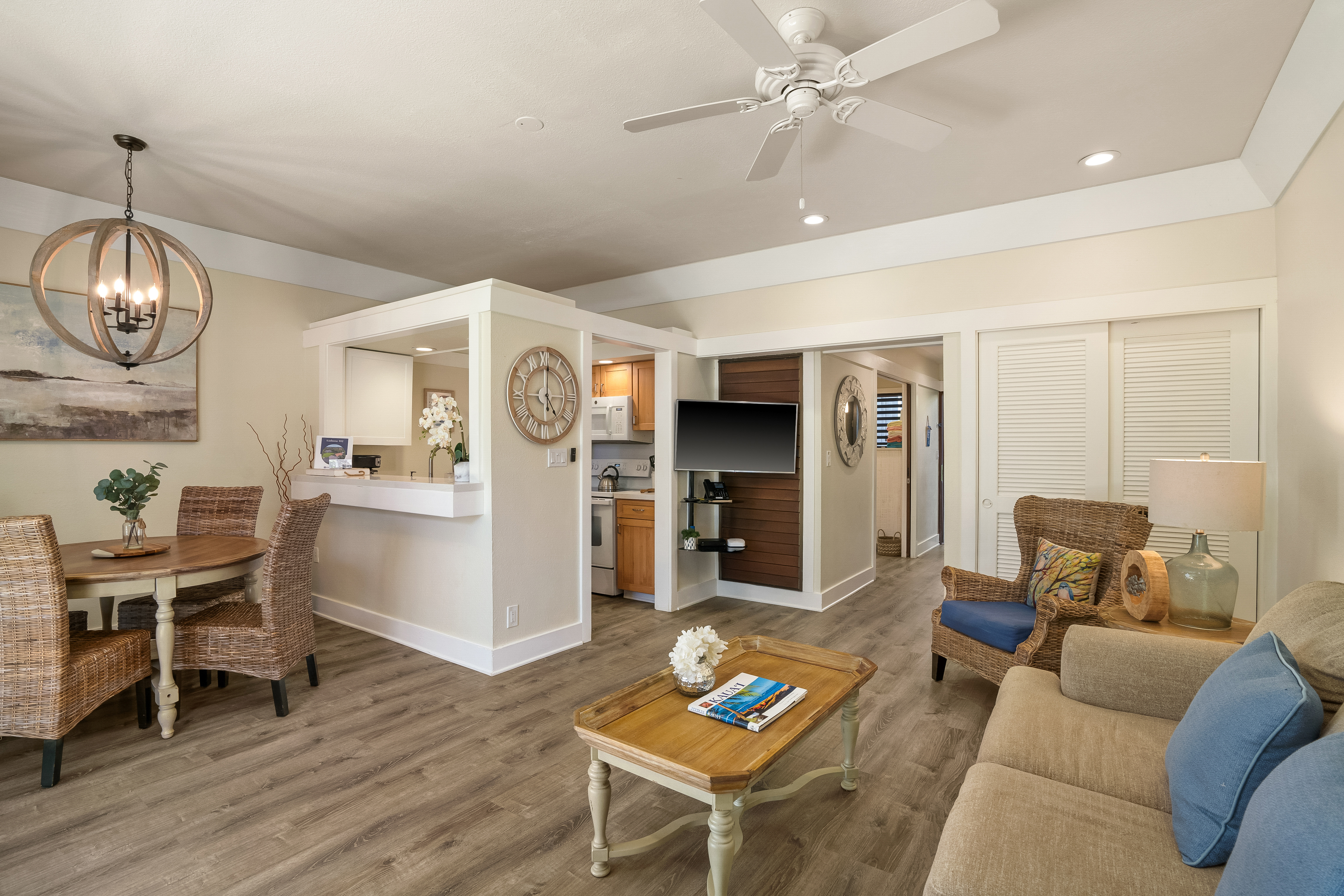 2253 POIPU RD 402