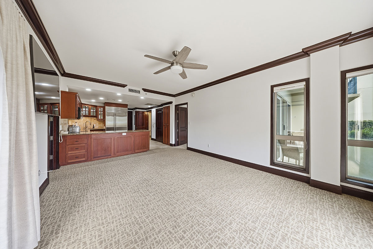 4-820 KUHIO HWY C102