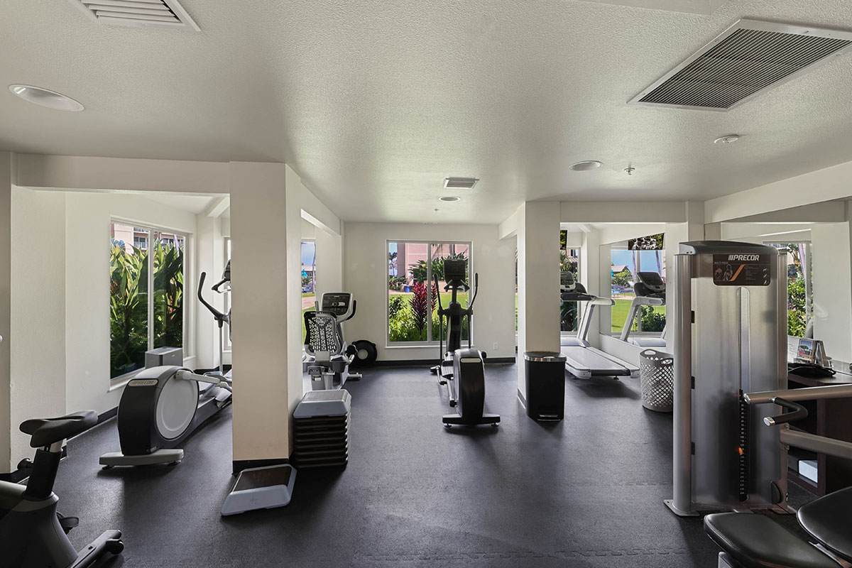 4-820 KUHIO HWY B302