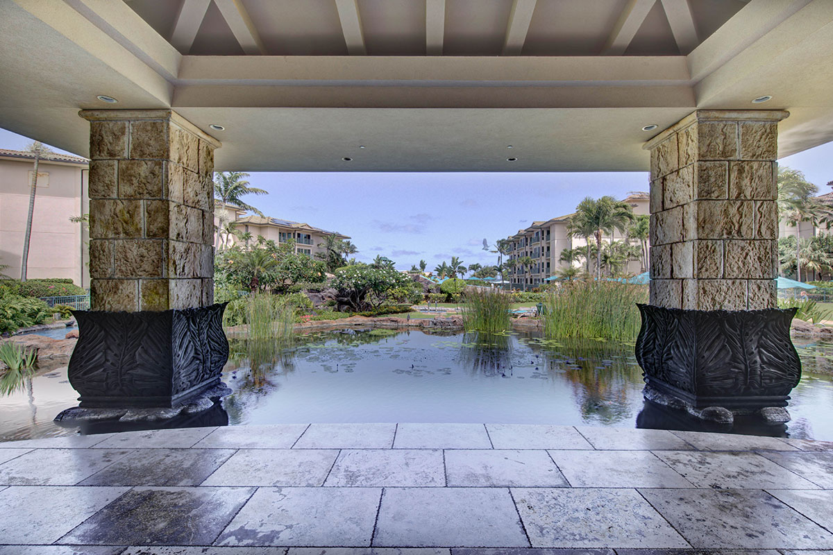 4-820 KUHIO HWY B302