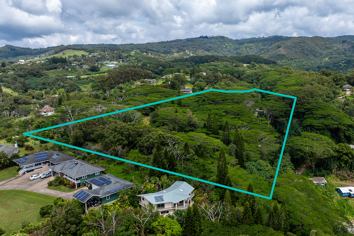 3310 WAWAE RD