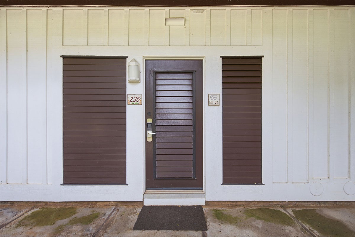 2253 POIPU RD 235