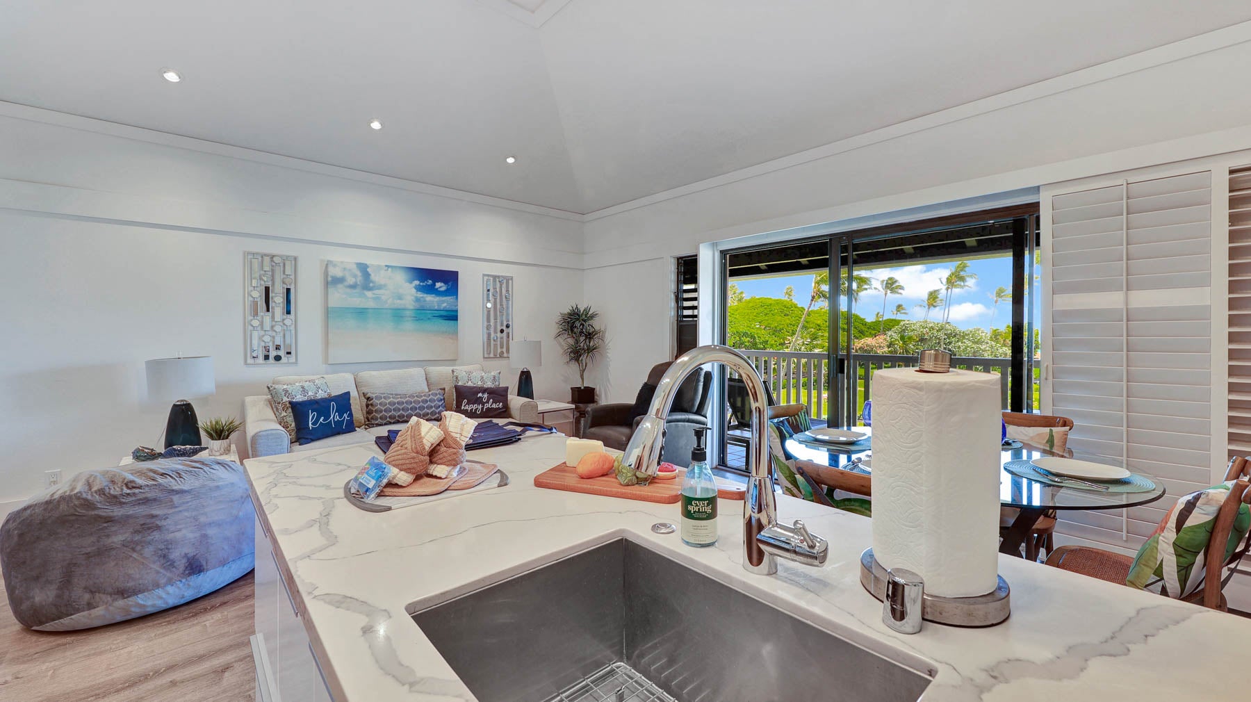 2253 POIPU RD 216