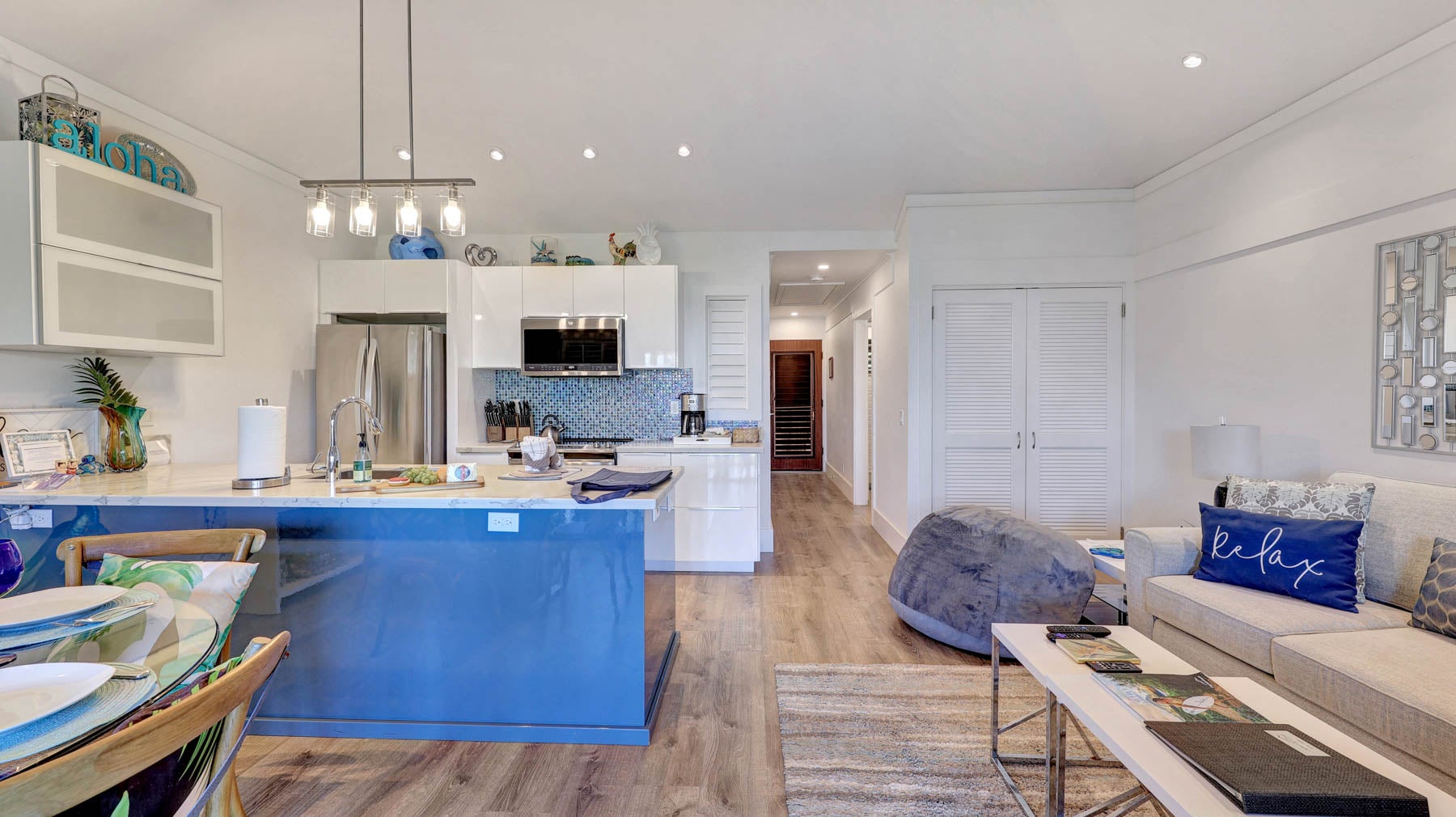 2253 POIPU RD 216