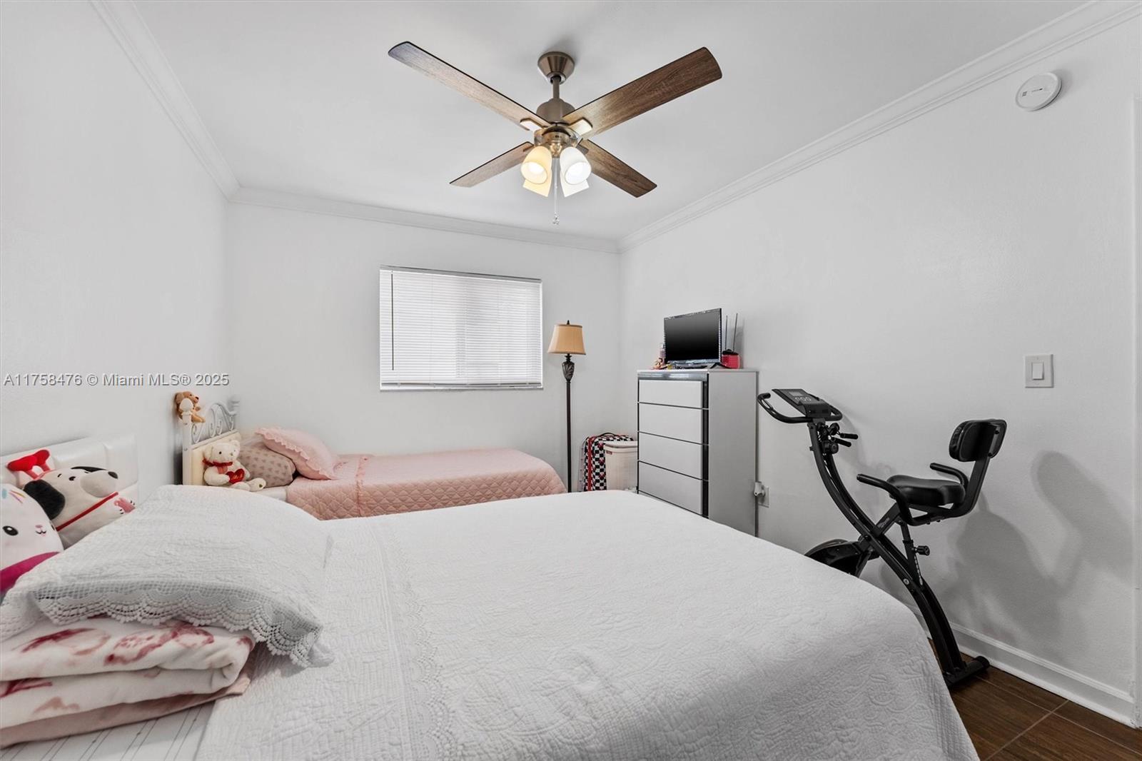 820 Salzedo St # 303