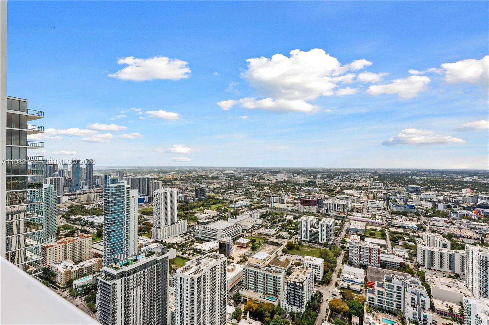 700 NE 24rd St # 5802 Unit: PH-5802