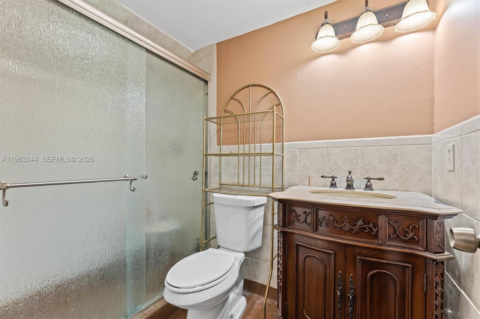 314 NE 142nd St # 16C