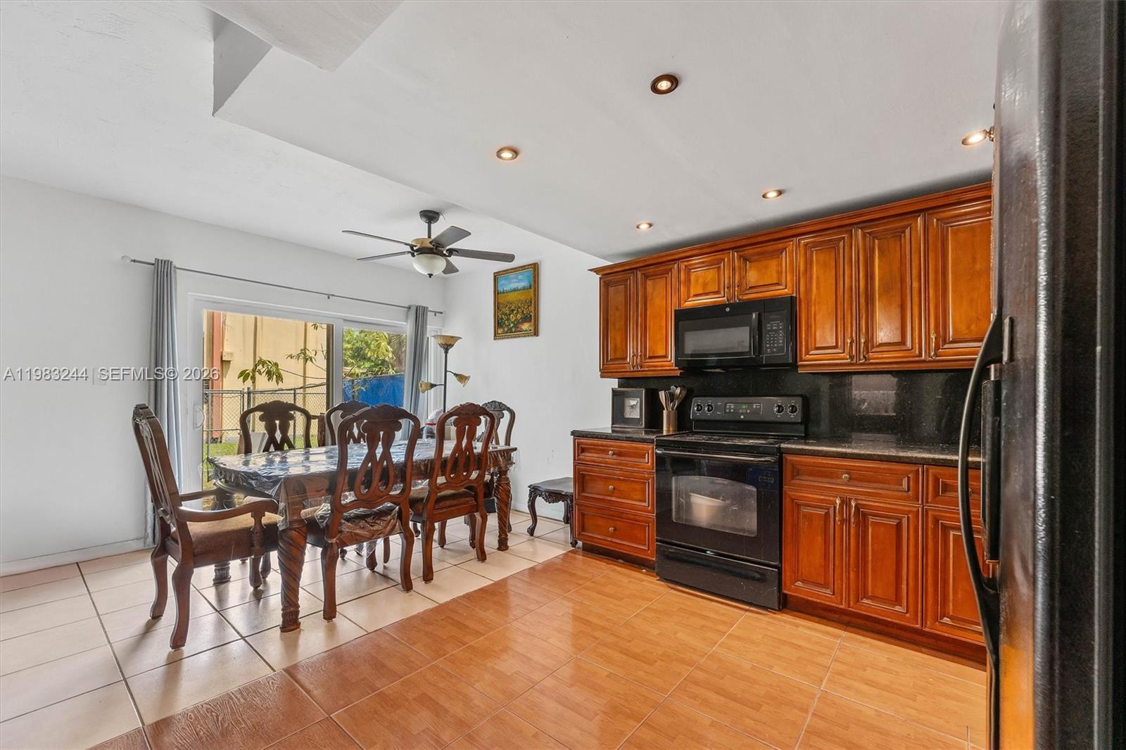 314 NE 142nd St # 16C